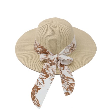 Straw Hat With Ribbon 2